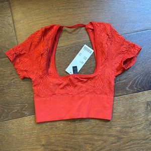 UO crop top size XS/S